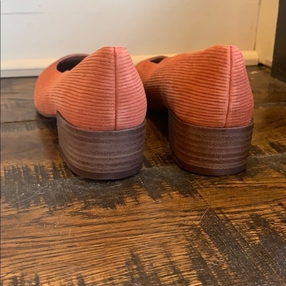 Madewell: Marie Low Pump Suede Cord AA228 - Picture 3 of 3